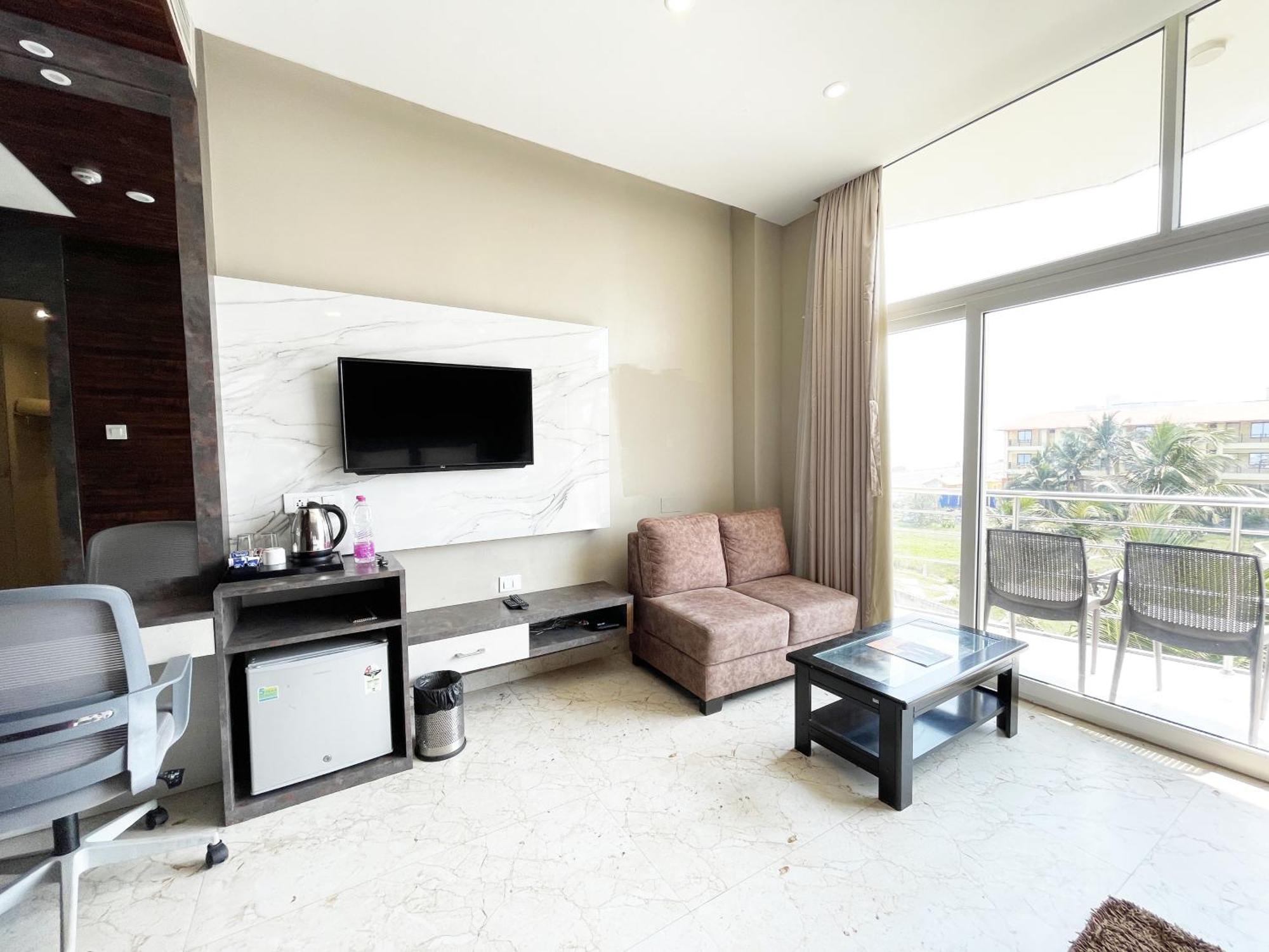 Hotel Tbs ! Puri All-Rooms-Sea View Fully-Air-Conditioned-Hotel With-Lift-And-Parking-Facility Breakfast-Included Bagian luar foto