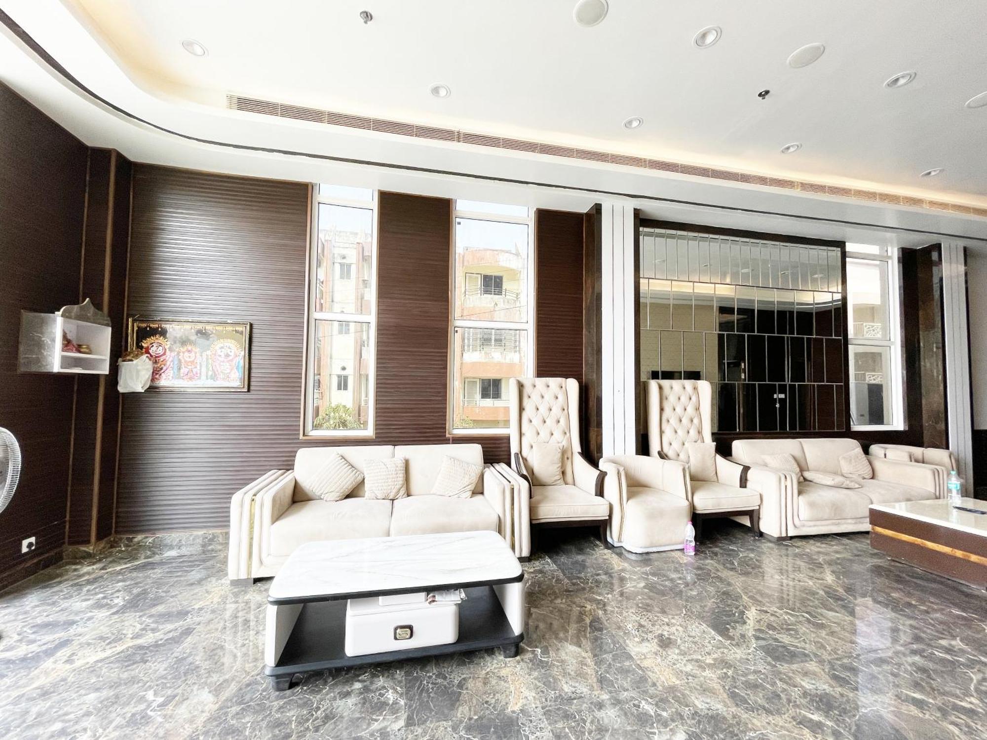 Hotel Tbs ! Puri All-Rooms-Sea View Fully-Air-Conditioned-Hotel With-Lift-And-Parking-Facility Breakfast-Included Bagian luar foto